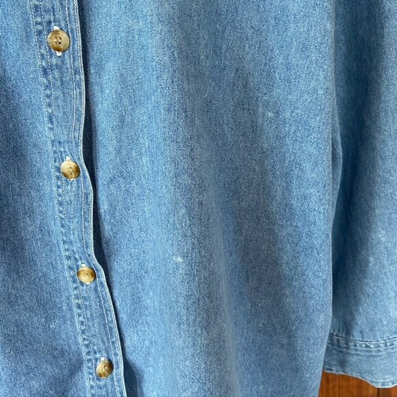 Vintage Brooks Woman Denim Embroidered Christmas Shirt Sz 22W/24W - Picture 5 of 9